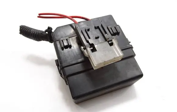 Mitsubishi ASX Relay mounting block sdffv