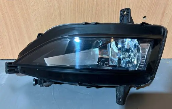 Volkswagen Golf VII Front fog light 90097142 29072018 5G0941662F