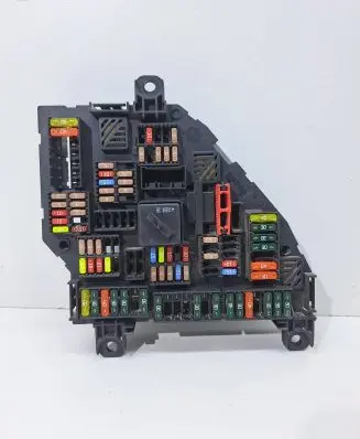 BMW 5 F10 F11 Fuse module 9234423