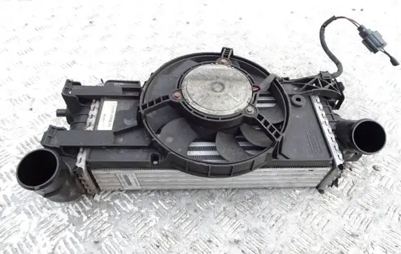 Ford Focus Intercooler radiator CV619L440VD FCC7A Z6967004