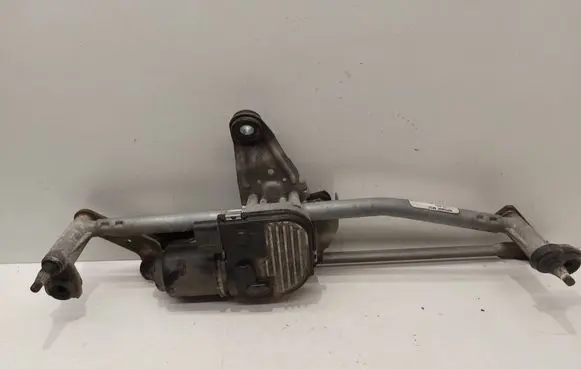 Volkswagen PASSAT B6 Front wiper linkage and motor 3C1955023E