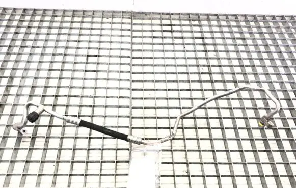 Mercedes-Benz E W212 Air conditioning (A/C) pipe/hose A2128309500