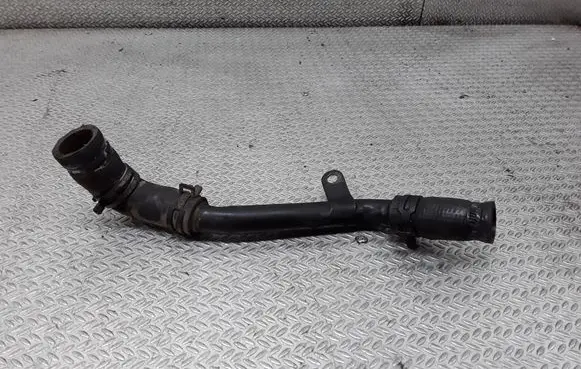 Ford Mondeo Mk III Engine coolant pipe/hose