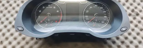 Audi Q3 8U Speedometer (instrument cluster) 8U0920980