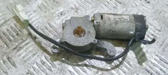 Mitsubishi Carisma Front door window regulator motor 44149491 swf404.142