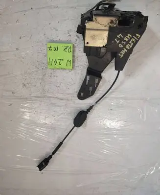Ford Fiesta Rear door lock 2S6AA26413BE