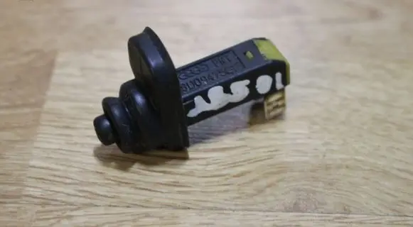 Audi A4 S4 B5 8D Front door sensor 8D0947561B