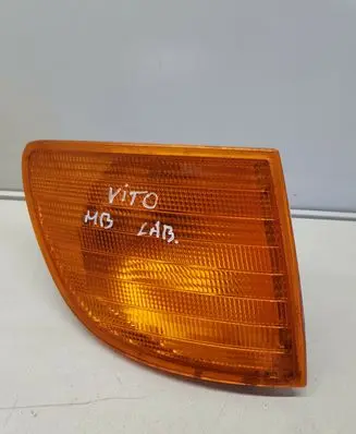 Mercedes-Benz Vito Viano W638 Front fender indicator light