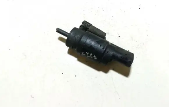 Mercedes-Benz C W203 Windscreen/windshield washer pump 3090179