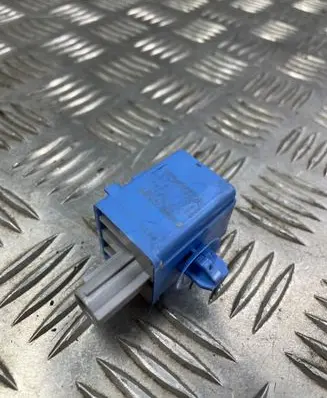Toyota RAV 4 (XA50) Other relay 8974730040 0689004580