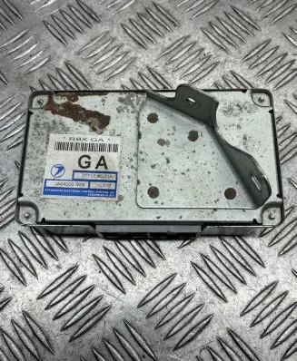 Subaru Legacy Engine control unit/module 31711AG33A JA64000R8X