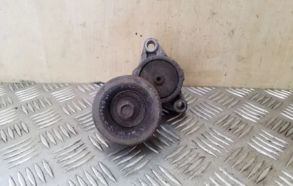 Mazda 6 Generator/alternator belt tensioner
