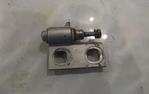 BMW 3 E46 Front door upper hinge 