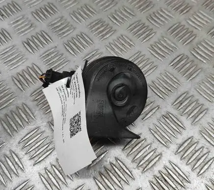 Volvo V50 Horn signal 30796712