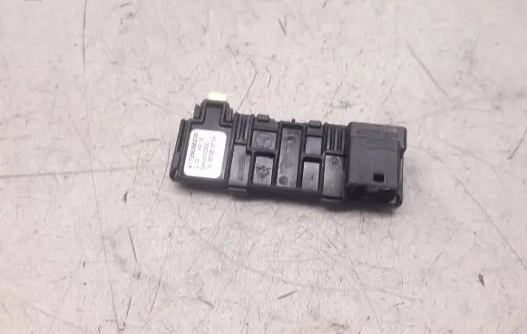 Mercedes-Benz E W212 Rain sensor A1729058200 2940X00300 0B1663E13714