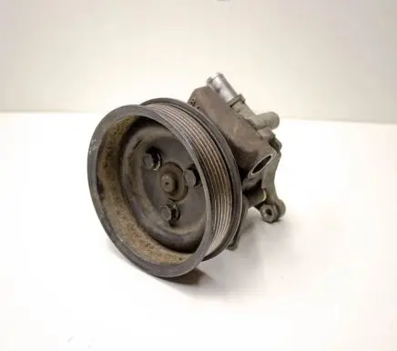 Jaguar XK8 - XKR Power steering pump MJA8111BB