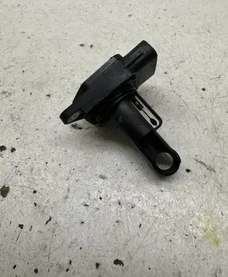Toyota Avensis T250 Mass air flow meter 222040J010 MB1974003010