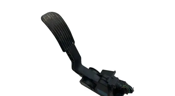Mercedes-Benz Vito Viano W638 Accelerator throttle pedal A9013000504 387501158 0281002337