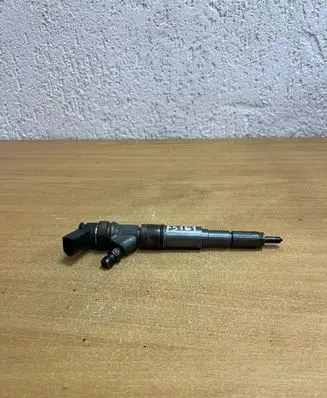 BMW 5 E60 E61 Fuel injector 0445110212 7794652