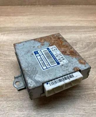 Suzuki SX4 Gearbox control unit/module 3888080JC