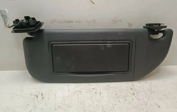 Citroen DS5 Sun visor