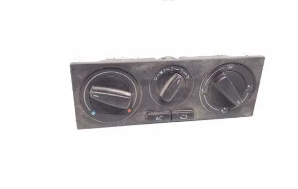 Volkswagen Golf IV Climate control unit 1J0820045F