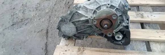 BMW X5 E53 Gearbox transfer box case 7515748 1220800 0080822