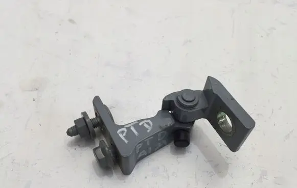 Audi A1 Rear door lower hinge 8W0831404A