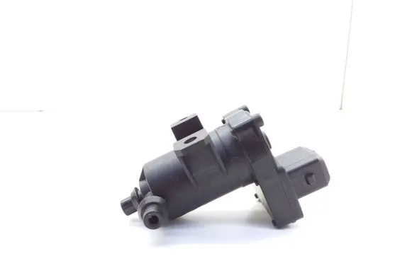 Mercedes-Benz E W210 Brake central valve A2029000178