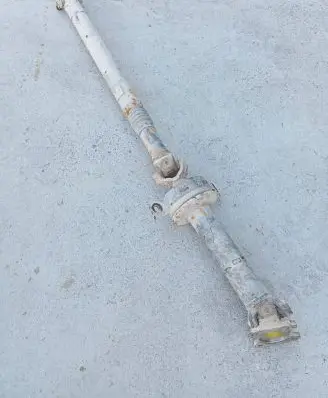 Ford Ranger Rear driveshaft/prop shaft 5005728 UR77 101000885