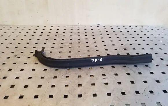 BMW X3 E83 Engine compartment rubber 