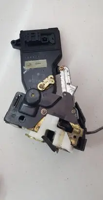 Mazda 6 Front door lock GJ6A