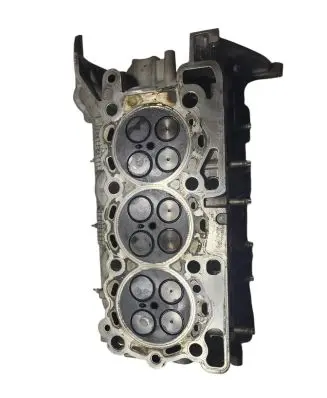 Jaguar XF X250 Engine head PM9X2Q6C064CA PM9X2Q 6C064CA