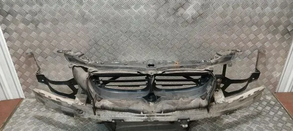 BMW 5 E60 E61 Radiator support slam panel
