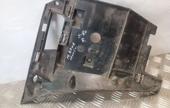 Volvo S80 Front bumper mounting bracket 08693043