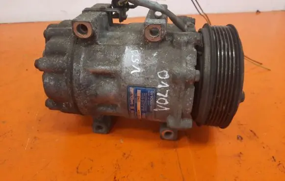 Volvo V50 Air conditioning (A/C) compressor (pump) SD7V16