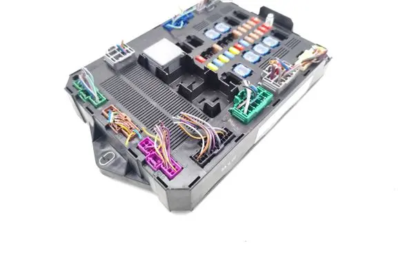 Jaguar XF Fuse box set 9X2314B476AC 73409725
