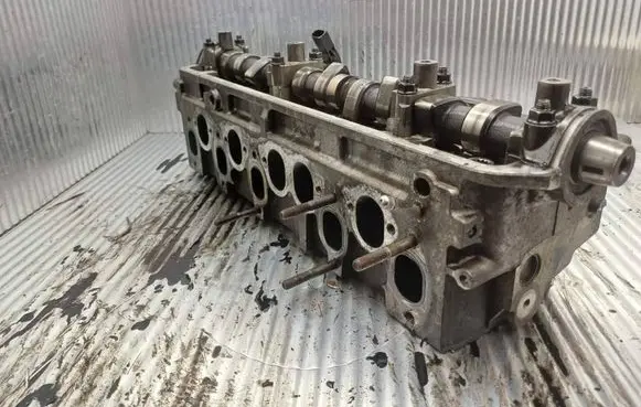 Volkswagen Crafter Engine head 076103373D
