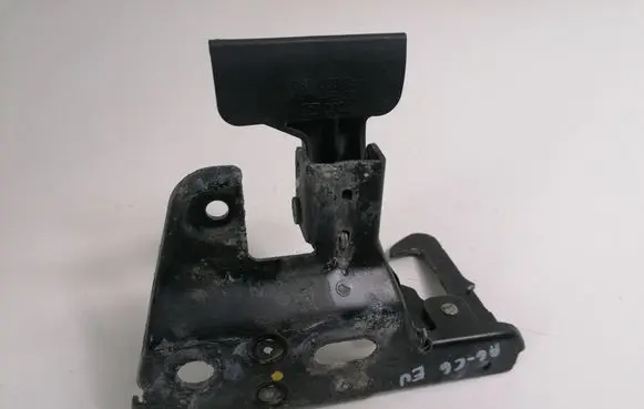 Audi A6 S6 C6 4F Engine bonnet/hood lock/latch loop/hook 4F0823480A