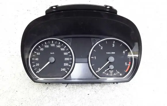 BMW 1 E81 E87 Speedometer (instrument cluster) 918704602