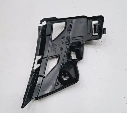Peugeot 208 Front bumper mounting bracket 9829033880