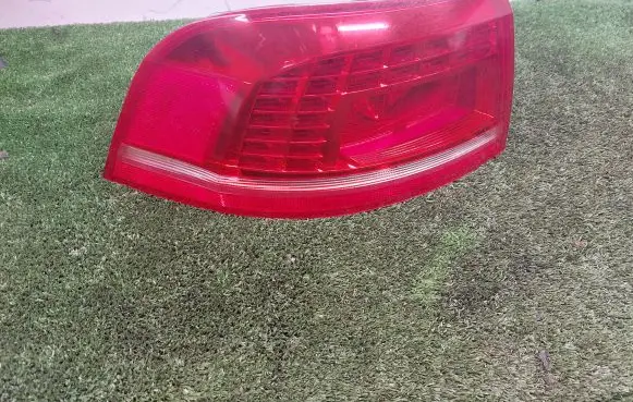 Volkswagen PASSAT B7 Rear/tail lights 3AE945207B 3AE945309