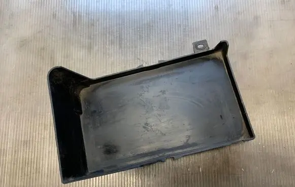 Mitsubishi Outlander Battery tray 8201A004