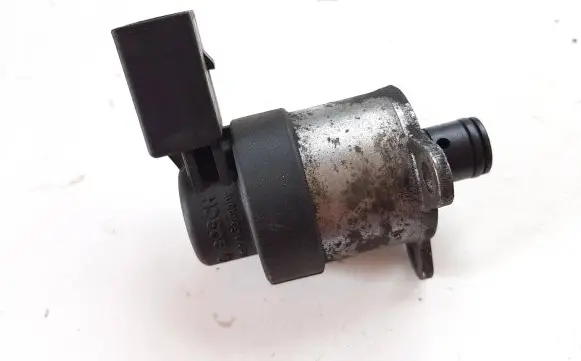 Jeep Grand Cherokee (WK) Fuel pressure regulator 928400661