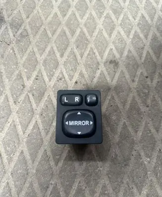Toyota RAV 4 (XA30) Wing mirror switch 183575 769747 769747D
