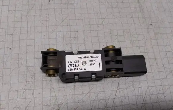 Audi A4 S4 B6 8E 8H Airbag deployment crash/impact sensor 8E0959643A