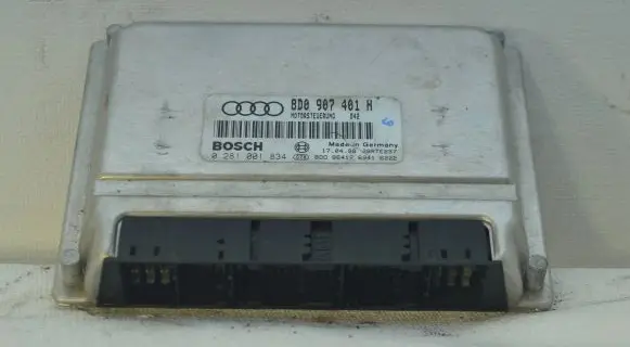 Audi A4 S4 B5 8D Engine control unit/module 8D0907401H 28RTE237 0281001834