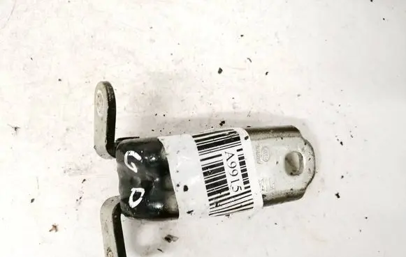 Chevrolet Cruze Rear door lower hinge
