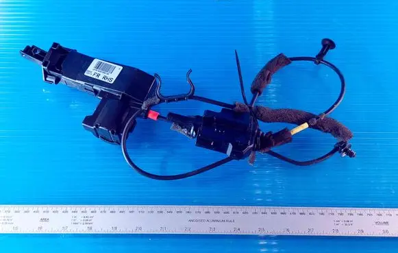 Ford Focus Front door cable line JX7BA201A56AB