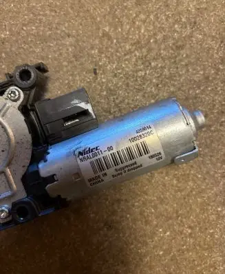 Volvo XC60 Sunroof motor/actuator NRAL001100 10028320C